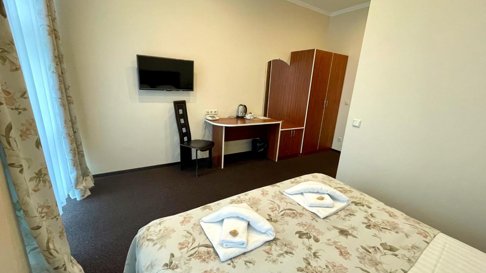 Riga Unimars Hotel Buitenkant foto